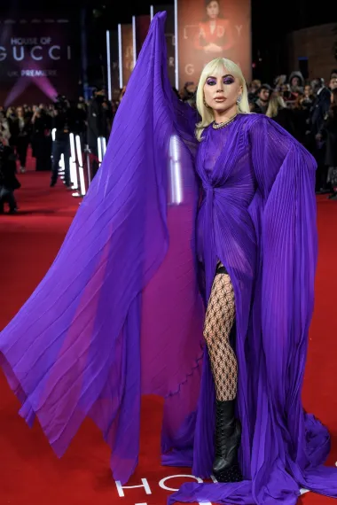 Haljina koju je Gaga nosila u trgovinama će se naći tek za nekoliko mjeseci jer je dio nove kolekcije modne kuće Gucci. 