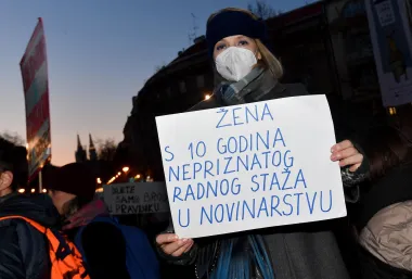 Održan Noćni marš u Zagrebu. Pogledaj koje su poruke poslane