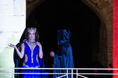 Severina je fantastično predstavila snažnu ženu koja dostojanstveno nosi snažnu boju i krunu. 