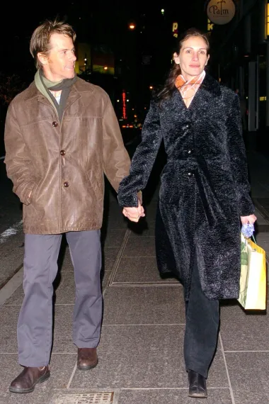 Glumica Julia Roberts i snimatelj Danny Moder u braku su 20 godina. To je glumičin drugi brak, a upoznali su se dok su oboje radili na filmu &quot;The Mexican&quot;. Vjenčali su se 2002. godine i dobili troje djece.