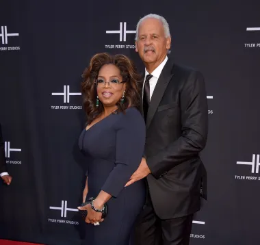 TV ikona Oprah Winfrey i njezin dugogodišnji partner Stedman Graham već se godinama nalaze na samom vrhu ove prestižne liste. Procjenjuje se da zajedno zarade oko 200 milijuna dolara godišnje. Slavna voditeljica u svijetu medija danas ima kultni status, no njezin partner također je izgradio impresivnu karijeru kao poslovni čovjek, pisac i edukator. 