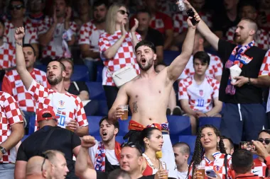 I dan nakon utakmice, ne možemo ne diviti atmosferi koju su napravili Hrvati u Nizozemskoj