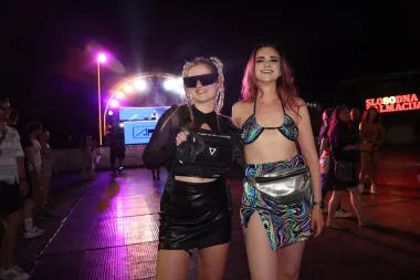 Bilo je tu svega: Ovo su najluđe modne kombinacije koje su obilježile Ultra festival