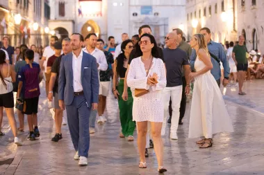 Kakva ekipa u Dubrovniku! Slavne face prošetale Stradunom