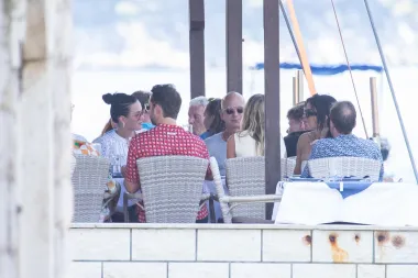 Kakva ekipa u Dubrovniku! Slavne face prošetale Stradunom