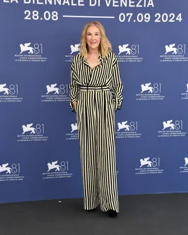 Upečatljiva modna izdanja legendarne glumice Catherine O'Hara