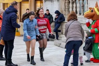 Zadranke su očarale ljepotom i outfitima ovaj Badnjak