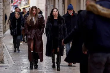 Zadranke su očarale ljepotom i outfitima ovaj Badnjak