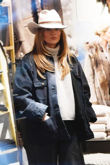 Jennifer Lopez prava je modna inspiracija za zimske dane