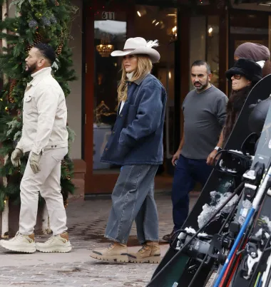 Jennifer Lopez prava je modna inspiracija za zimske dane