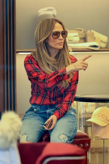 Jennifer Lopez prava je modna inspiracija za zimske dane