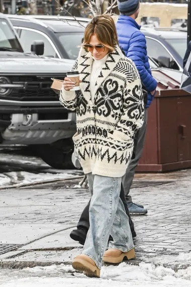 Jennifer Lopez prava je modna inspiracija za zimske dane