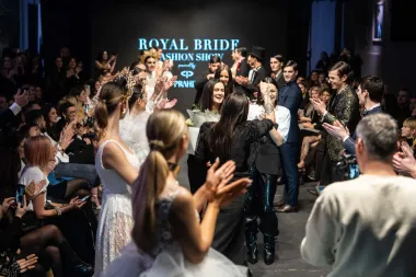 Royal Bride održao prvu, vrlo raskošnu samostalnu reviju uz mnoga poznata lica