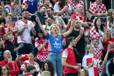 Spremni smo za navijačko ludilo - ovo su najbolji outfiti s tribina