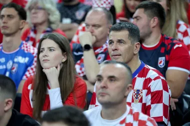 Spremni smo za navijačko ludilo - ovo su najbolji outfiti s tribina