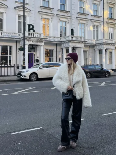 &quot;Najčešće kupujem u Zari, Stradivariusu, Bershki i sličnim dućanima, ali pokušavam smanjiti kupnju iz fast fashion dućana tako da u zadnje vrijeme kupujem i na Vintedu.&quot;