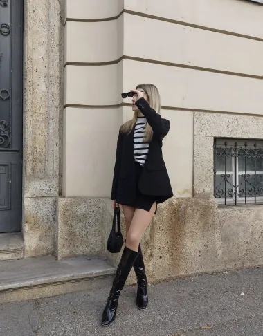 &quot;Nažalost ne posjedujem komade domaćih dizajnera, ali jako mi se sviđaju komadi Lunilou za svakodnevne outfite te rad Klisaba i Zigmana.&quot;
