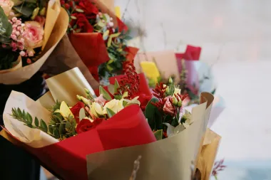 Kišno Valentinovo u centru Zagreba - mnogi su se odlučili za romantiku