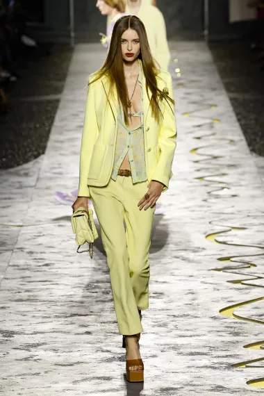 Tjedan mode u Milanu: Gucci, DSQUARED2 i Versace predstavili fantastične kolekcije