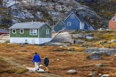 Grenland: Čudesan, ali surov krajolik ističe se šarenim kućicama i nestvarnom prirodom