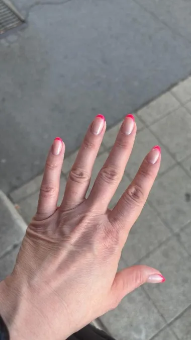 Pogledajte 40 manikura naših čitateljica - od bubamara do frencha