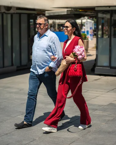 Zagrebačka špica: Miran Kurspahić osvojio centar grada u kaubojskom šeširu, a dame blistaju