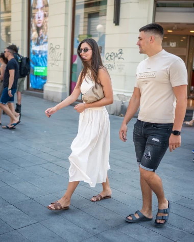 Kako je izgledala zagrebačka špica na dan Thompsonovog koncerta? Puno lijepih žena i sretnih fanova