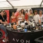 Proglašene finalistice natjecanja Avon Make Up Road Show