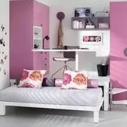 Preuredite malu spavaću sobu da izgleda veće