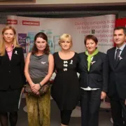 Humanitarna kampanja "Žena ženi"