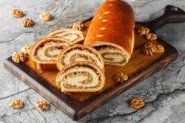 20 neodoljivih kolača za Uskrs koje ćeš poželjeti peći iz godine u godinu