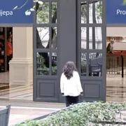 Žene cijelog svijeta shvaćaju da je biti lijepa njihova osobna snaga i svakodnevni odabir