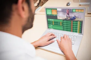 Sve više kockara i ovisnika o internetu među mladima
