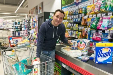 Bruno Šimleša u shoppingu potpore za djecu u potrebi
