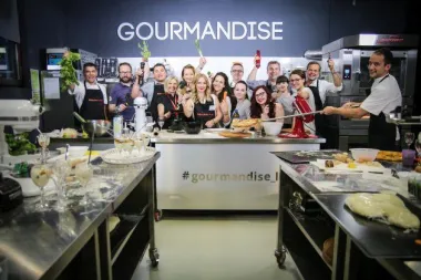 KitchenAid make&bake pizza party