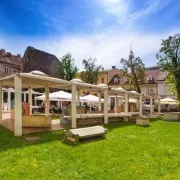 Brewbites - american restaurant & sports bar slavi svoj prvi rođendan