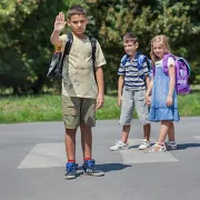 Djeca na putu do škole