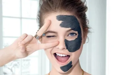 Otkrivamo vam #instadetox kože uz L’Oréal Paris Pure Clay maske od gline, za samo 10 minuta!