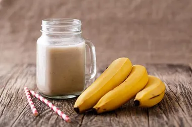 3 napitka od banane za topljenje sala