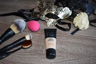 Test zona: isprobali smo Maybelline Fit Me! Matte + Poreless puder