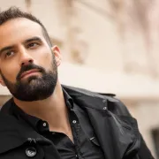 Stand up groznica zatrest će cijelu Hrvatsku -  Ivan Šarić kreće na veliku kazališno-dvoransku turneju