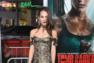 Može li Alicia Vikander nadmašiti Angelinu?