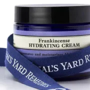 Prijavite se za recenziju Neal’s Yard Remedies Frankincense hidratantne kreme za pomlađivanje