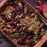 Znaš li napraviti crumble? Donosimo 3 odlična recepta