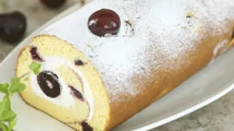 Jednostavan i fini recept: Rolada od višanja i lješnjaka