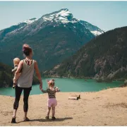 Evo zašto biste ti i tvoja mama svake godine trebale isplanirati putovanje