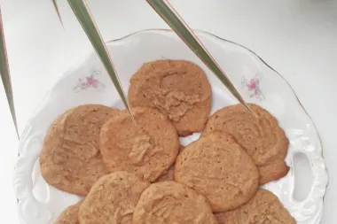 Jede ti se nešto slatko? Pripremi ove ukusne kekse od tri sastojka u samo 15 minuta