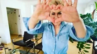Indira objavila na YouTube kanalu novu pjesmu 'Za milijun godina' i poručila: 'Okrenimo se danas sreći!'