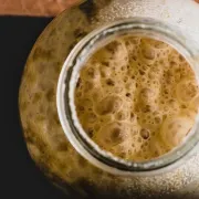 Znate li koji rok trajanja ima suhi kvasac?