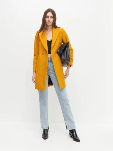 Komadi u jarkim bojama koji će začiniti svaki outfit